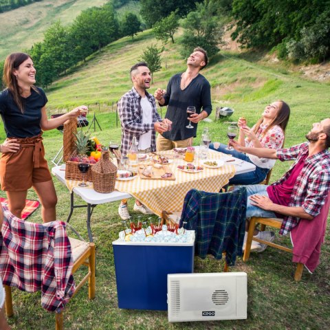 Lodówka samochodowa elektryczna 30L ICEGO, zasilanie 12-230V, niebieska